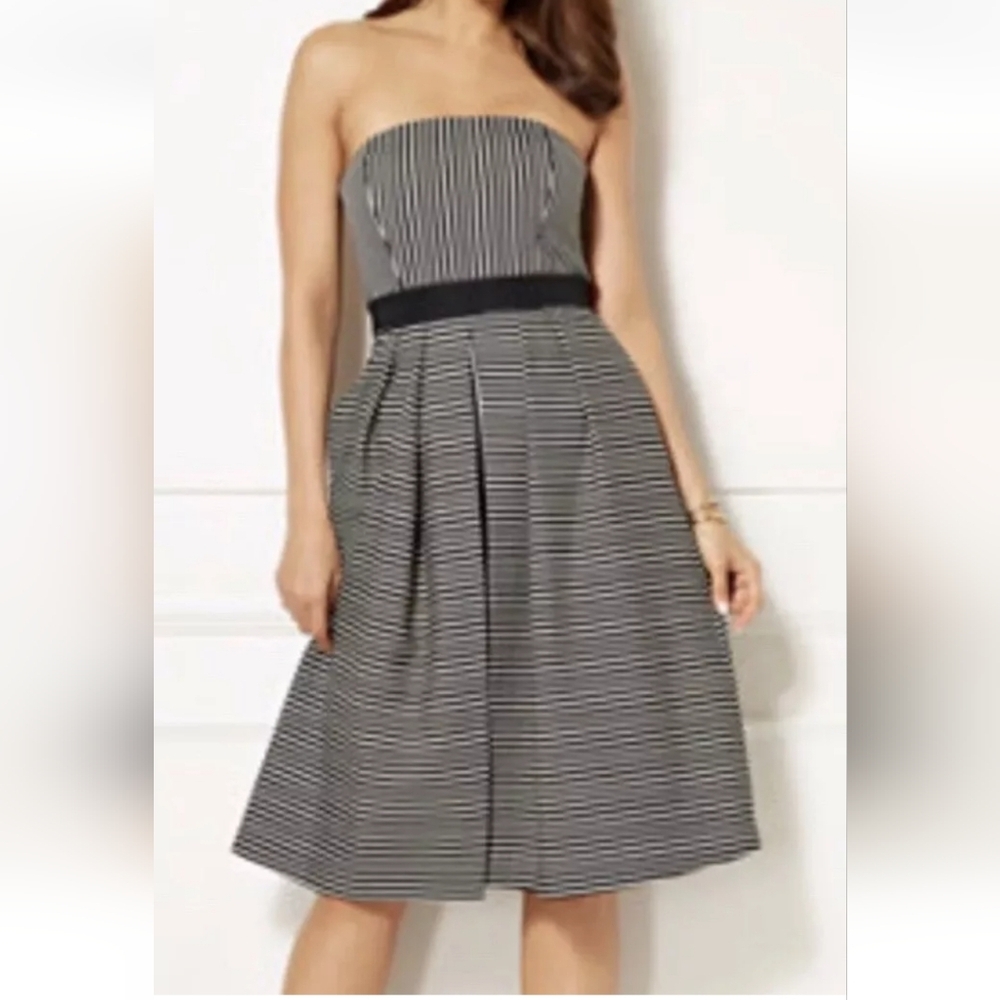 Elegant Strapless Black and White Striped Dress